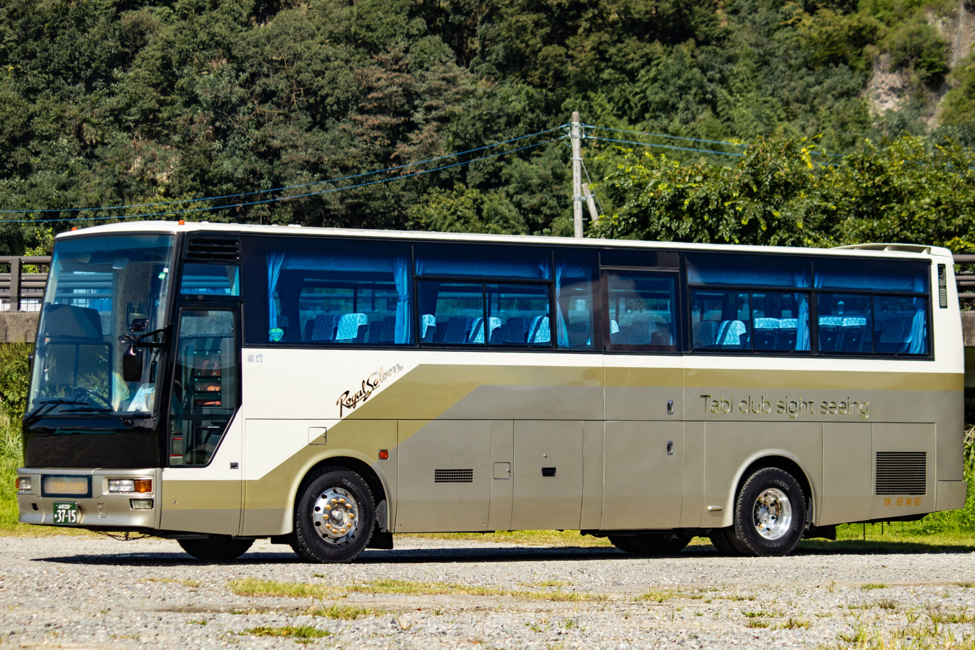 旅・倶楽部 山梨230あ3715 | わくわくバス